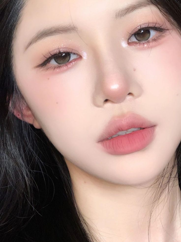 รวมลิปสติก "จูบไม่หลุด" ราคาย่อมเยา💄