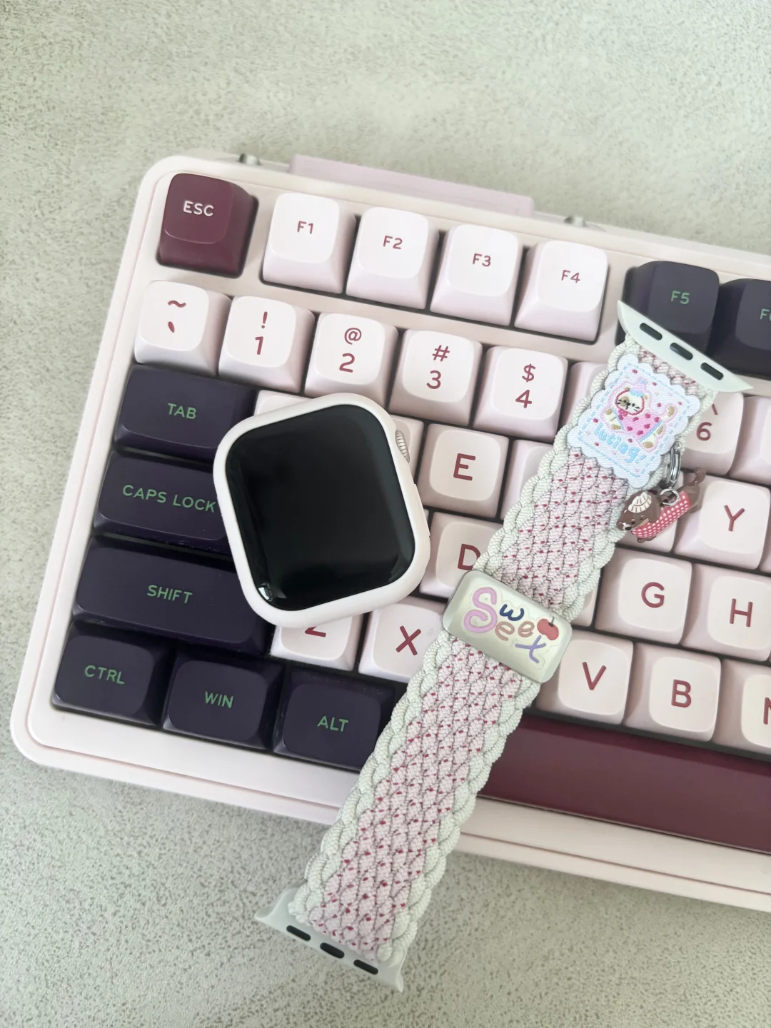 สายรัด Apple Watch กับน้องหมาดัชชุนสุดน่ารัก🐶