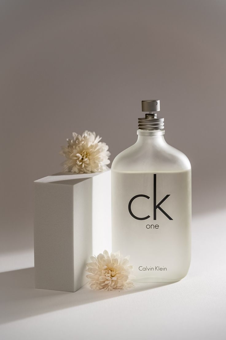 Calvin Klein: CK One EDT — น้ำหอมแห่งอิสรภาพ กลิ่นสะอาดคลาสสิกที่ไม่มีวันตกยุค