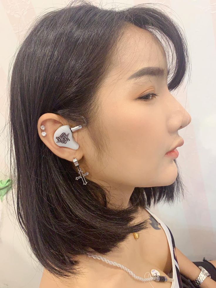 🎧 หูฟังบลูทูธลดเสียงรบกวน ไอเทมคู่ใจที่ชีวิตยุคใหม่ขาดไม่ได้