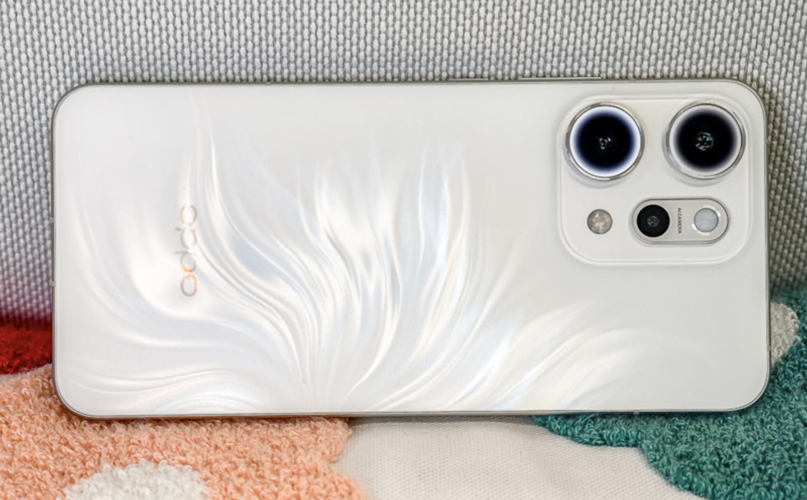 OPPO Reno14 Pro: มือถือเรือธงรุ่นตัวใหม่ที่มาพร้อมทั้งรูปลักษณ์ที่ดีและประสิทธิภาพอันทรงพลัง