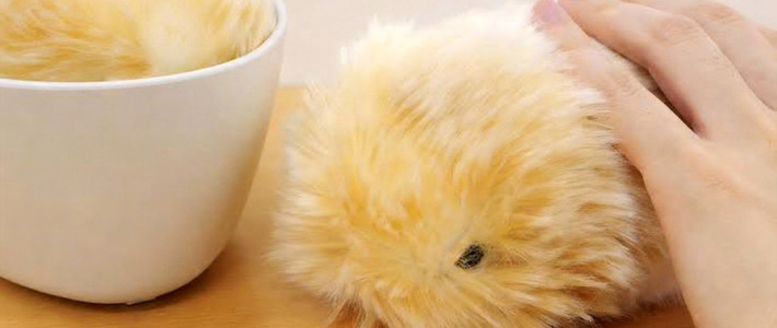 เหงาแต่ไม่ว่างเลี้ยงสัตว์จริง? รู้จัก ‘Moflin’ เพื่อนขนนุ่มสาย AI ที่ปรับบุคลิกได้เป็นล้านแบบ