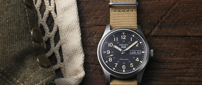 Field Watch เพื่อนคู่ใจสายลุย: จากสนามรบสู่ข้อมือนักปีนเขายุคดิจิทัล