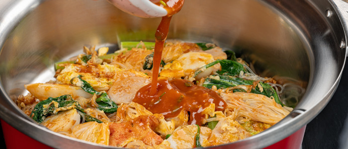 สุกี้หม้อแดง ทีมแห้งหรือทีมน้ำดี?