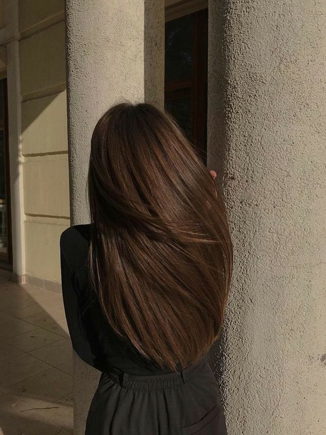 ทำไมคนฮิตทำผมตรง? จากเทรนด์ความงาม สู่ภาพลักษณ์ที่สังคมคุ้นชิน