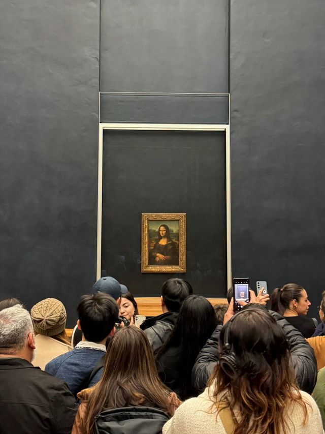 นิยามความสวยแบบโมนาลิซ่า ความงามที่ไม่ต้องอธิบาย แต่ทำให้คนหยุดมอง