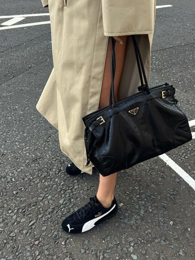 ใส่รองเท้าผ้าใบ ลุคไหนก็สบายตัว เมื่อความชิลกลายเป็นสไตล์ที่ทรงพลัง