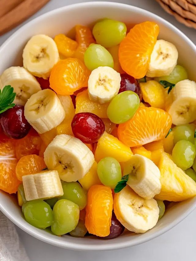 กินผลไม้ทุกวัน ดีต่อร่างกายจริงไหม? เรื่องสุขภาพที่หลายคนเข้าใจครึ่งเดียว