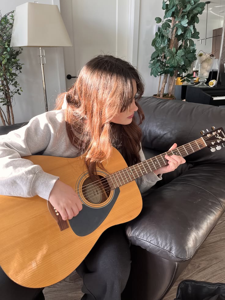 เล่นกีต้าร์ งานอดิเรกง่ายๆ ที่ให้มากกว่าความเพลิน Image3