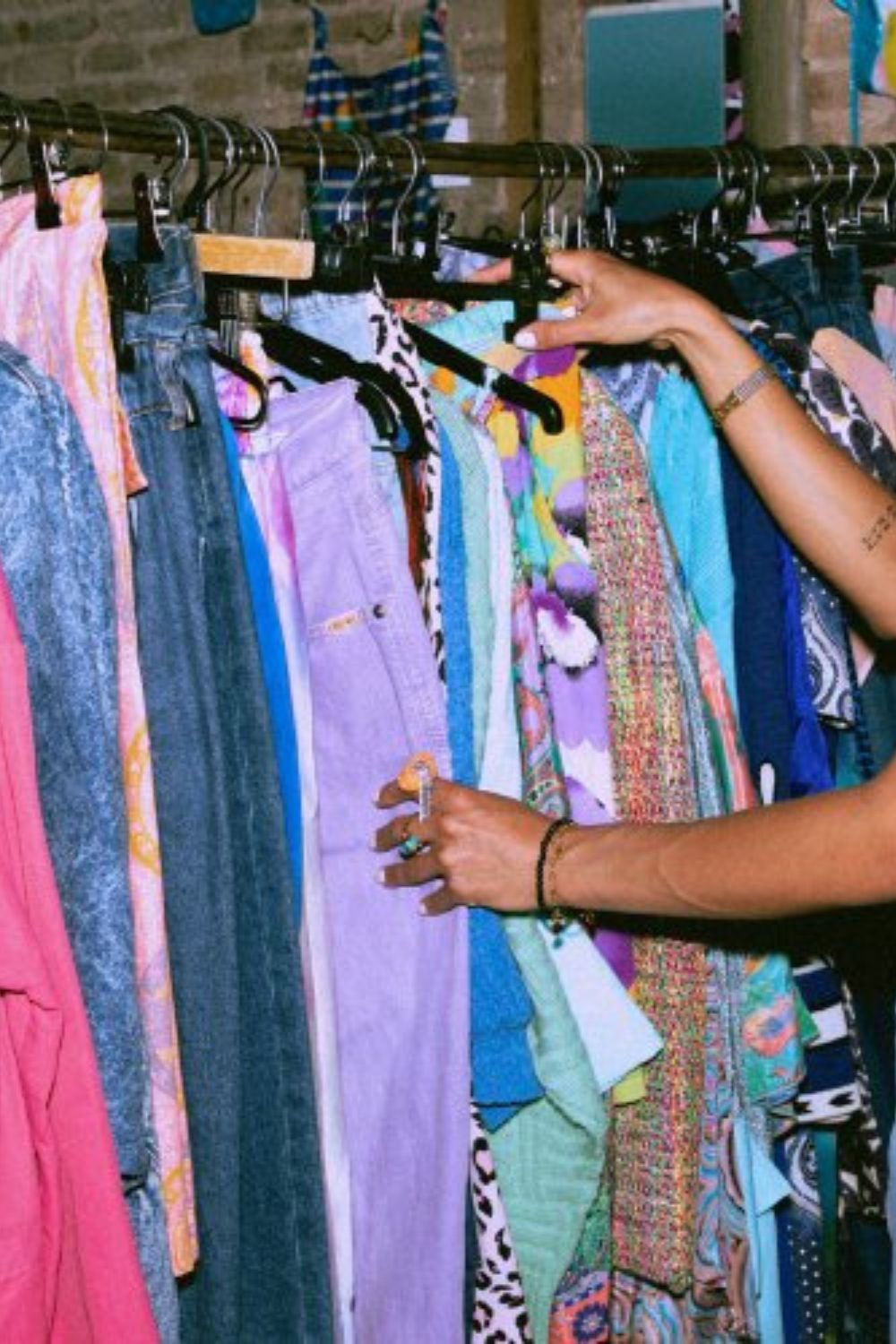 เสื้อมือสอง แค่ประหยัด…หรือกำลังเปลี่ยนวิธีคิดของคนทั้งยุค? Image2