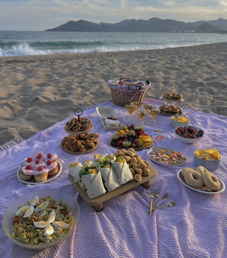 ปิกนิกริมทะเล…ทำไมแค่นั่งเฉย ๆ ก็รู้สึกดีขึ้น? Image2