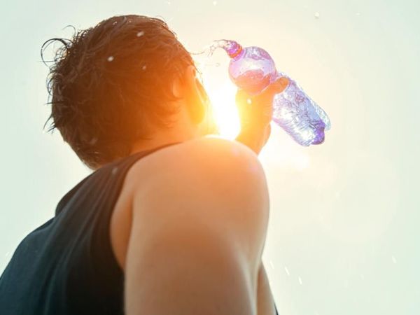 ฮีทสโตรกใกล้ตัวกว่าที่คิด ในวันที่แดดแรงจัด