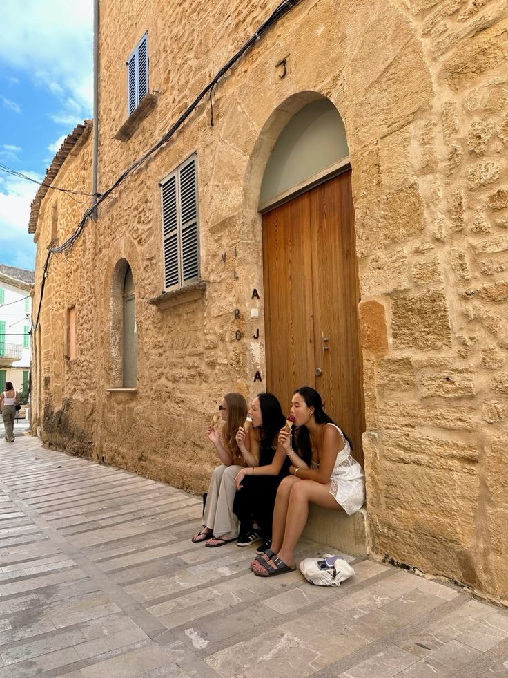 หน้าร้อน…ทำไม “กลิ่นตัว” ถึงมาแบบไม่ทันตั้งตัว? Image2