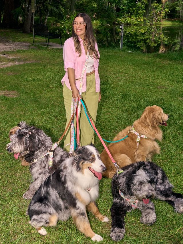 ไปเดินเล่นกับสัตว์เลี้ยง…ทำไมมันถึงฮีลใจได้มากกว่าที่คิด?