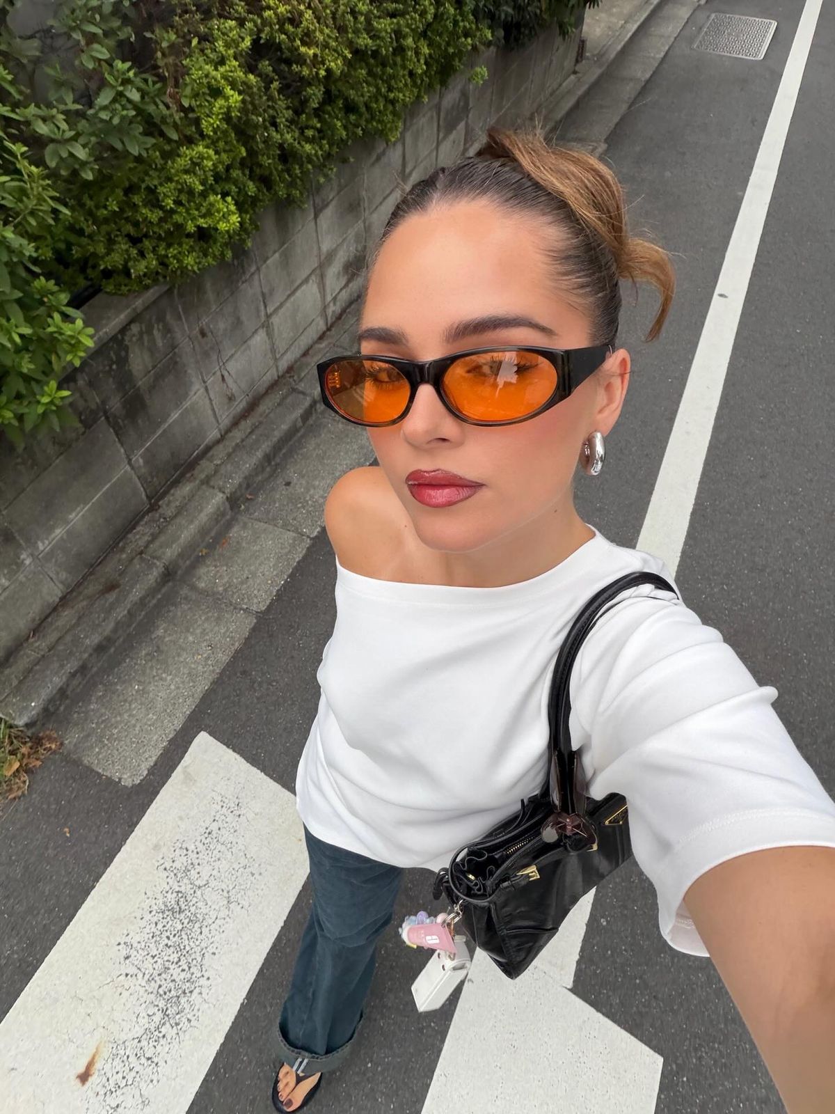 ติดใส่แว่นกันแดด แค่แฟชั่นหรือพฤติกรรมที่สะท้อนอะไรบางอย่าง? Image2