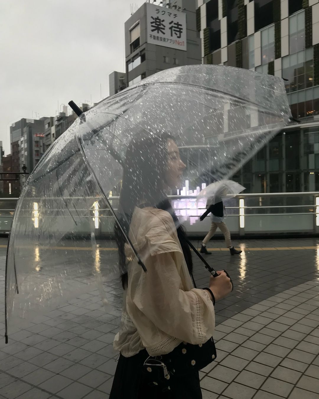 ตากฝนนาน ๆ ทำไมบางทีแค่เปียกแต่กลับรู้สึกไม่สบาย? Image2