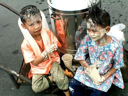 ดินสอพองของธรรมดาที่อยู่คู่สงกรานต์ แต่ดียังไง?