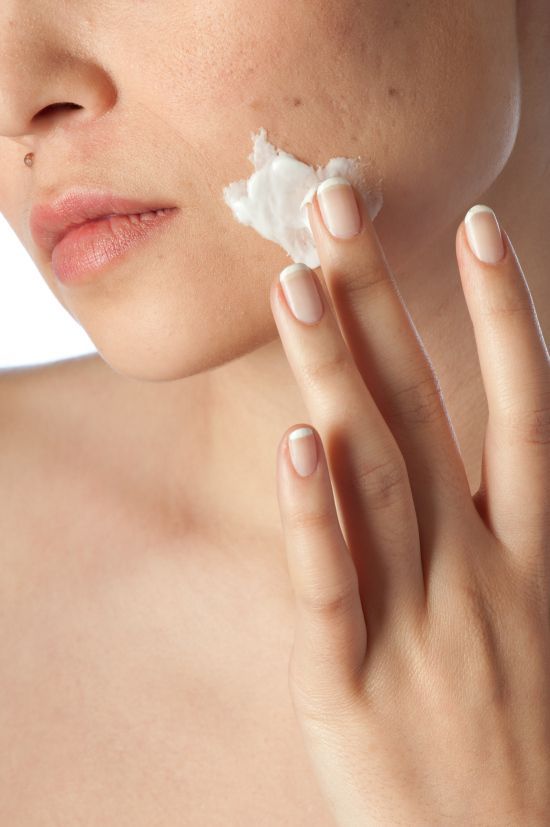 สิวขึ้นที่คาง แค่ผิวไม่ดี…หรือร่างกายกำลังบอกอะไรบางอย่าง? Image2