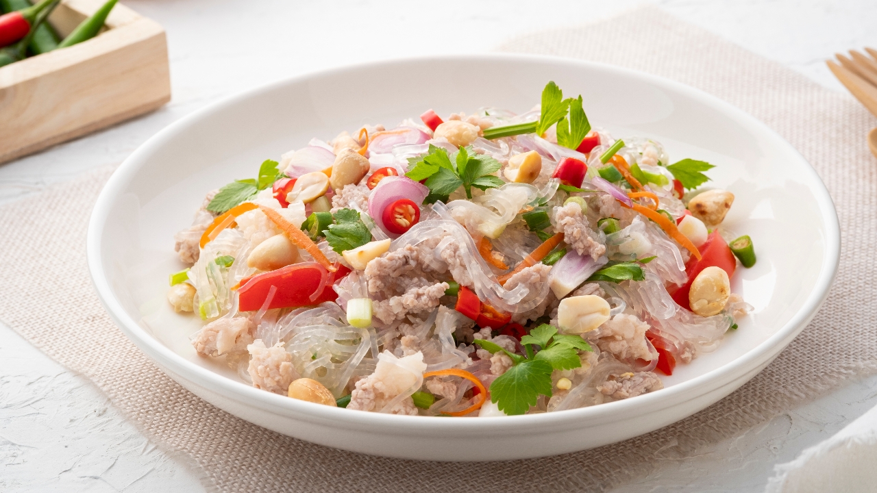 เมนูยำรสจัด เปรี้ยว เผ็ด ครบรส Image1