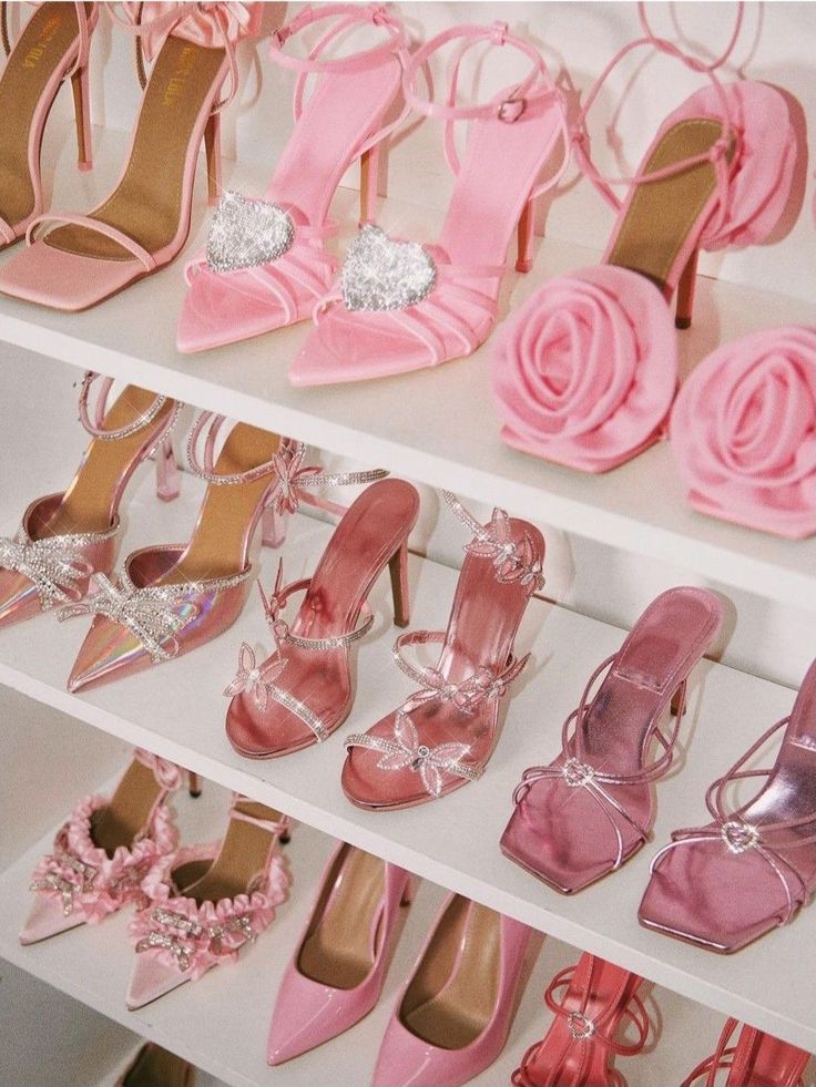 ทรงรองเท้า มีผลต่อทรงเท้ามากกว่าที่คิด Image1