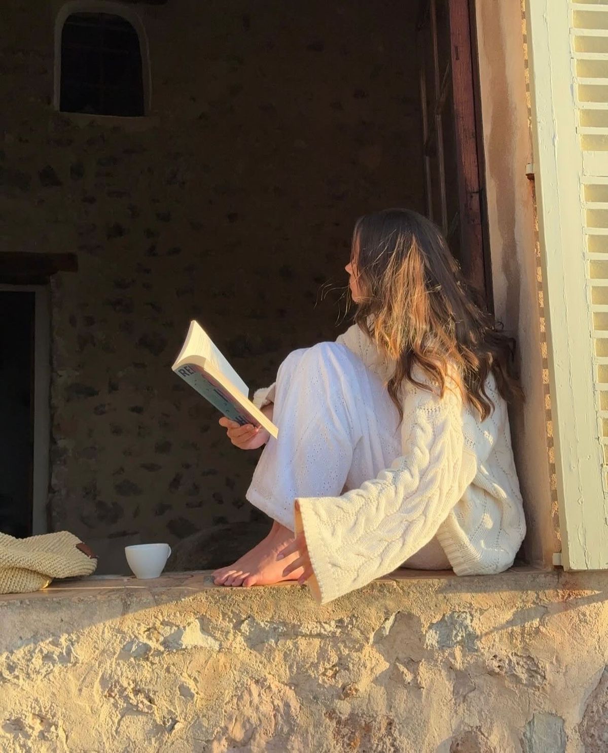 “Evening Blues” ทำไมพอถึงตอนเย็น…ใจมันแผ่วลงเฉย ๆ? Image3