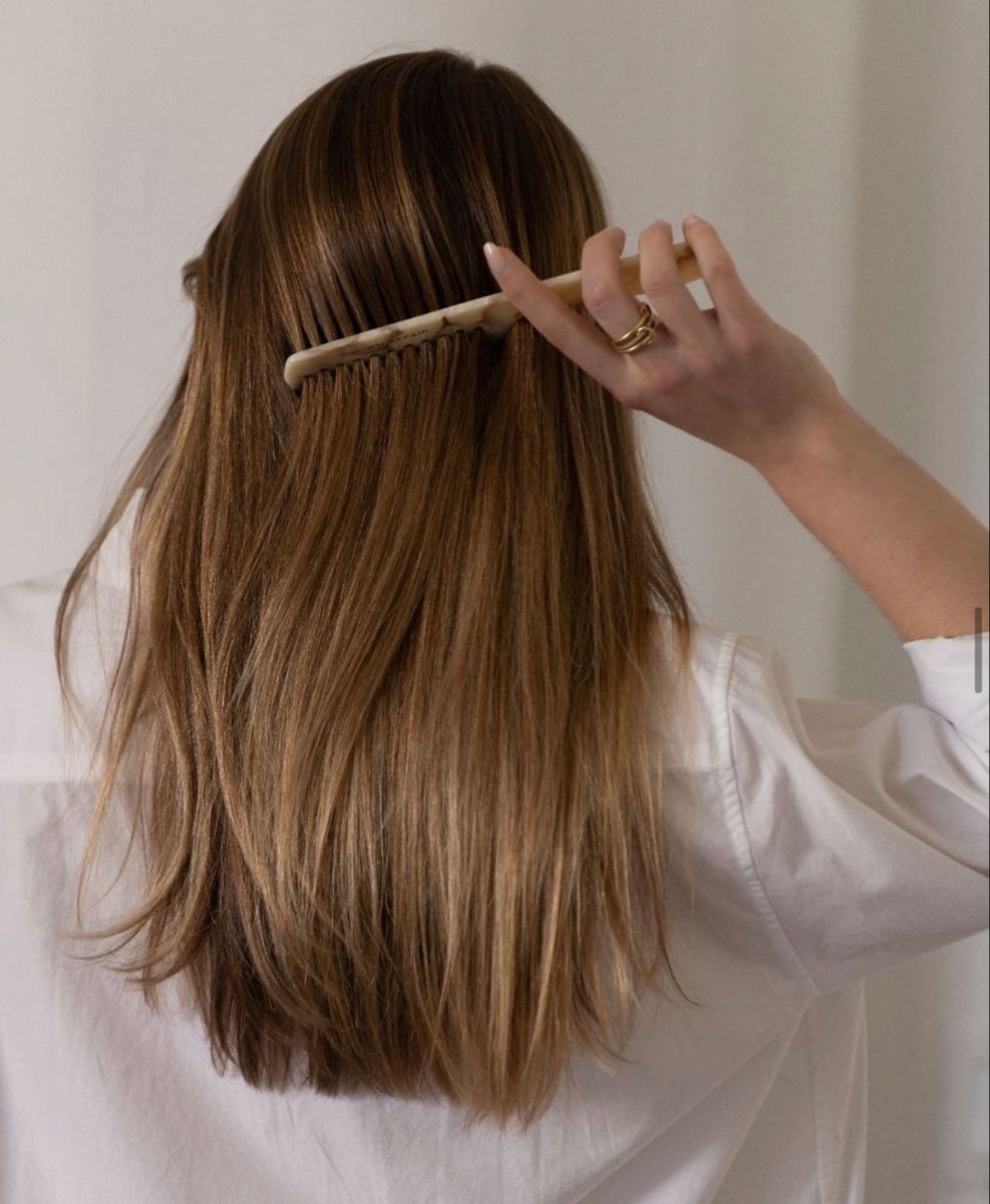 ผมยาวสวย…ไม่ได้มาจากแค่การปล่อยยาว แต่คือ ‘การดูแลที่ถูกวิธี’ Image1