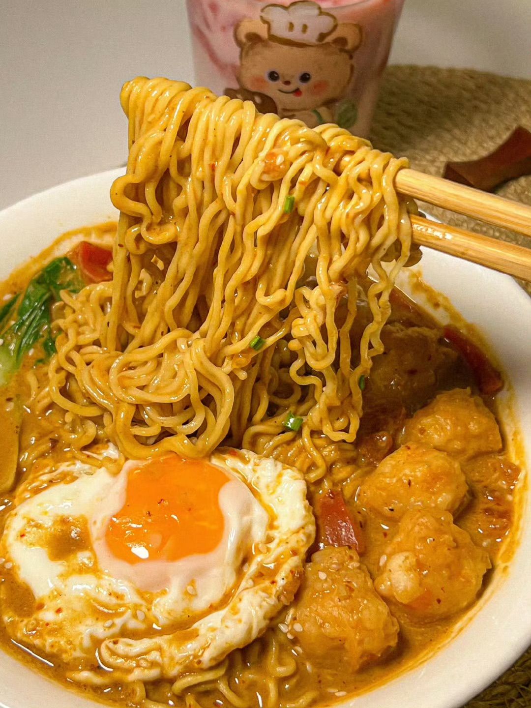 กินมาม่าแล้วหน้าบวมจริงไหม หรือแค่คิดไปเอง? Image1