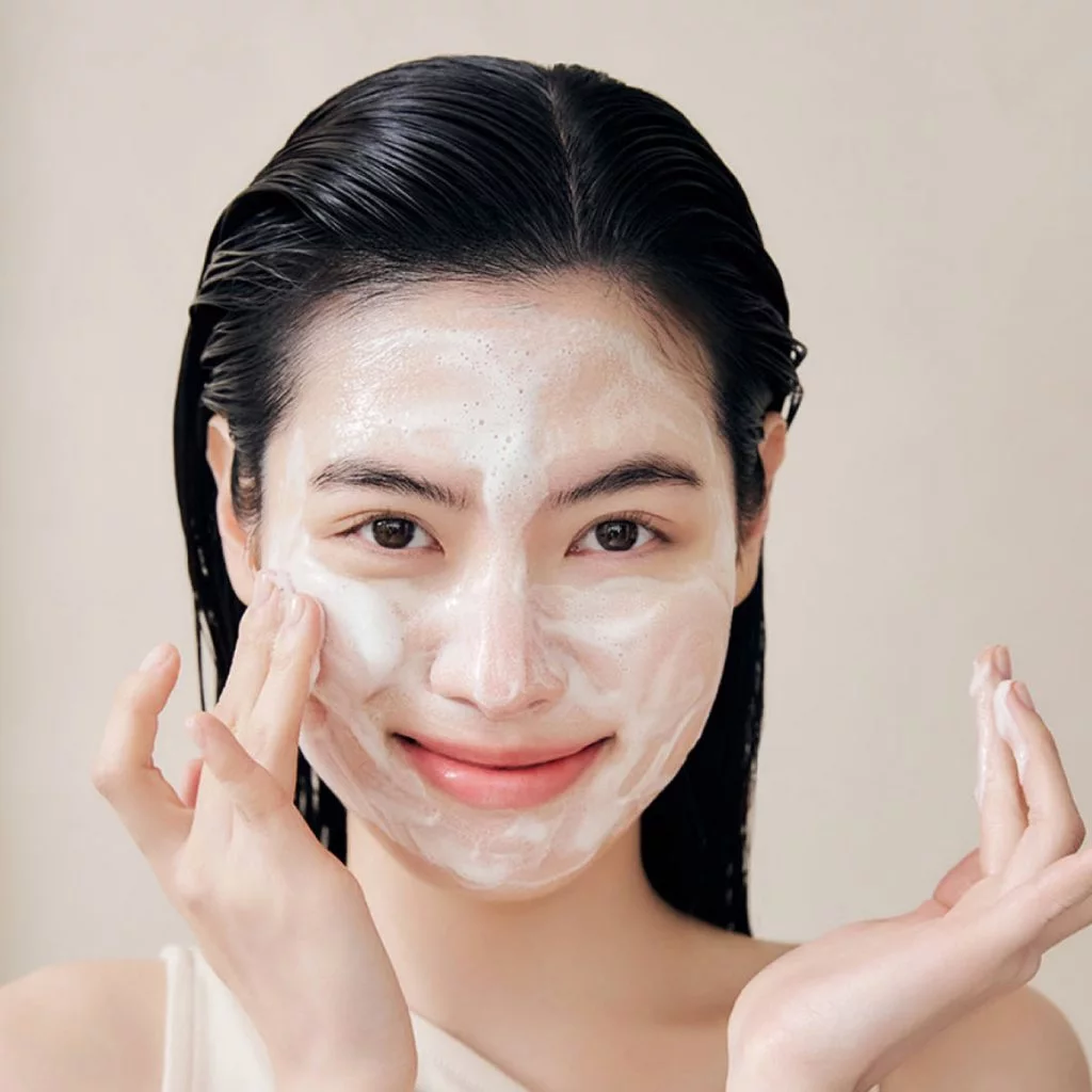 SKINTIFIC Mugwort Clay Stick มาส์กสิวแบบแท่ง ใช้ง่าย คุมมัน ลดอุดตัน Image4