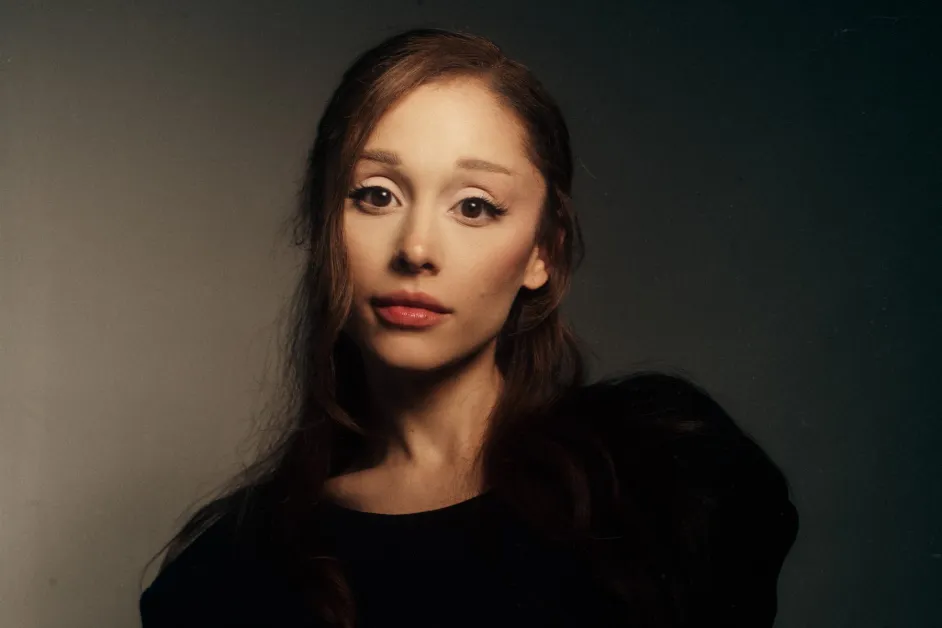 Ariana Grande x Petal เหตุผลว่าทำไมอัลบั้มนี้ถึงน่าจับตามอง Image3