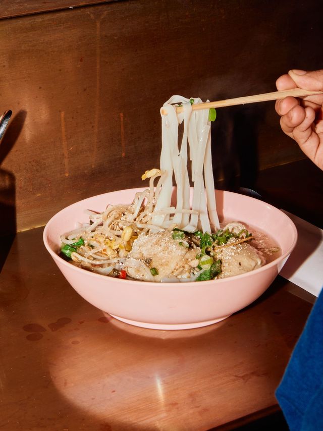 ก๋วยเตี๋ยว เมนูธรรมดา…ที่กินทุกวันก็ยังไม่เบื่อ