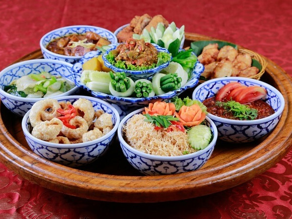 วัฒนธรรมการกินอาหารเหนือแบบขันโตก