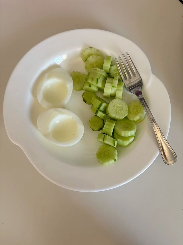 ทำ IF หลังเที่ยง กินแค่น้ำเปล่า ช่วยจริง…หรือร่างกายกำลังฝืนอยู่ Image3