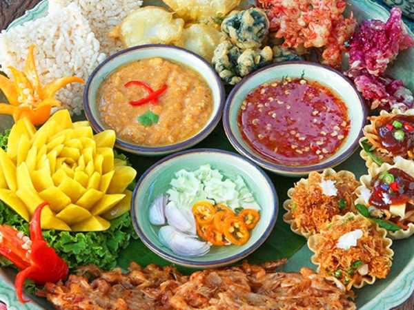 อาหารชาววัง มีเอกลักษณ์อย่างไร