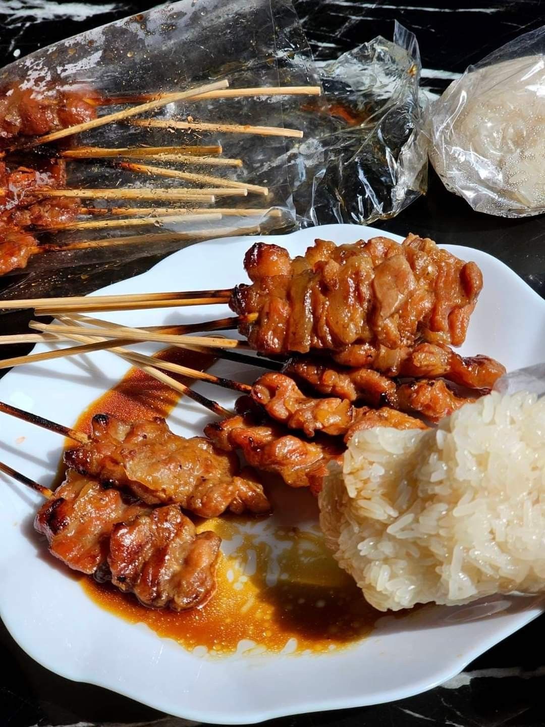 ข้าวเหนียวหมูปิ้ง เมนูเช้าที่อร่อยมาก…แต่ดีต่อสุขภาพจริงไหม? Image2