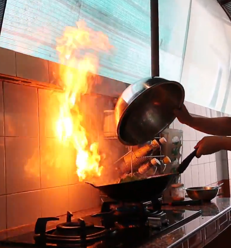 เทคนิคผัดสไตล์จีนให้หอมเหมือนร้านดัง Image1