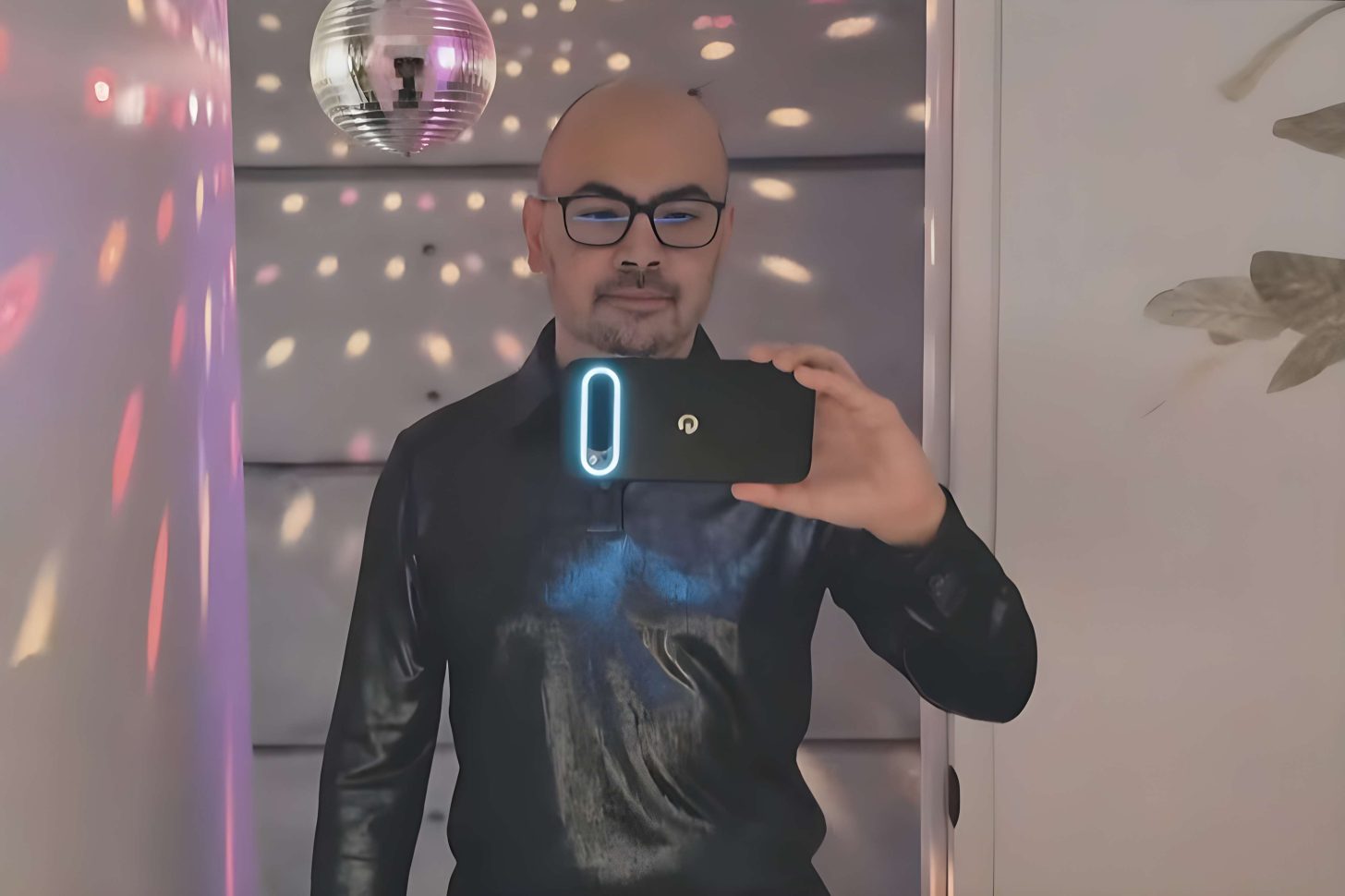 Google Pixel 11 Pro อาจมาพร้อมไฟ “Pixel Glow” คล้าย Glyph ของ Nothing Phone Image1