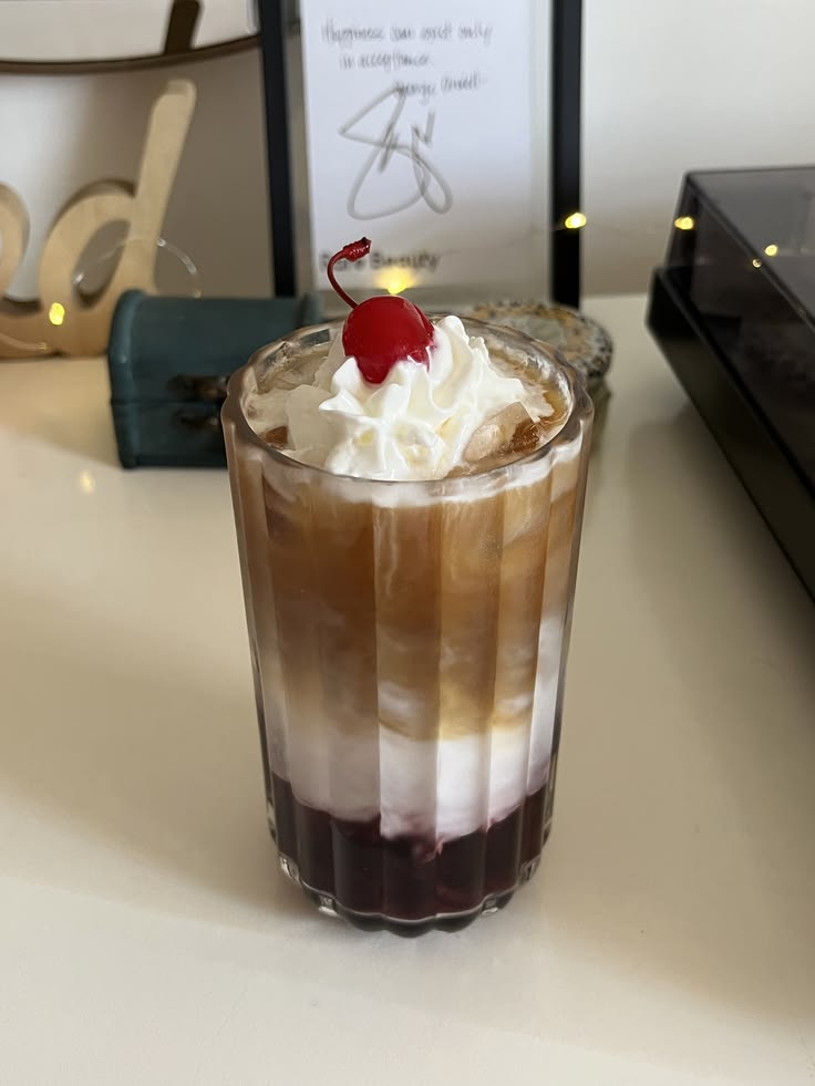 ทำไมพอตกบ่ายต้องอยากกินน้ำหวาน? ร่างกายกำลังบอกอะไรเราอยู่หรือเปล่า Image1