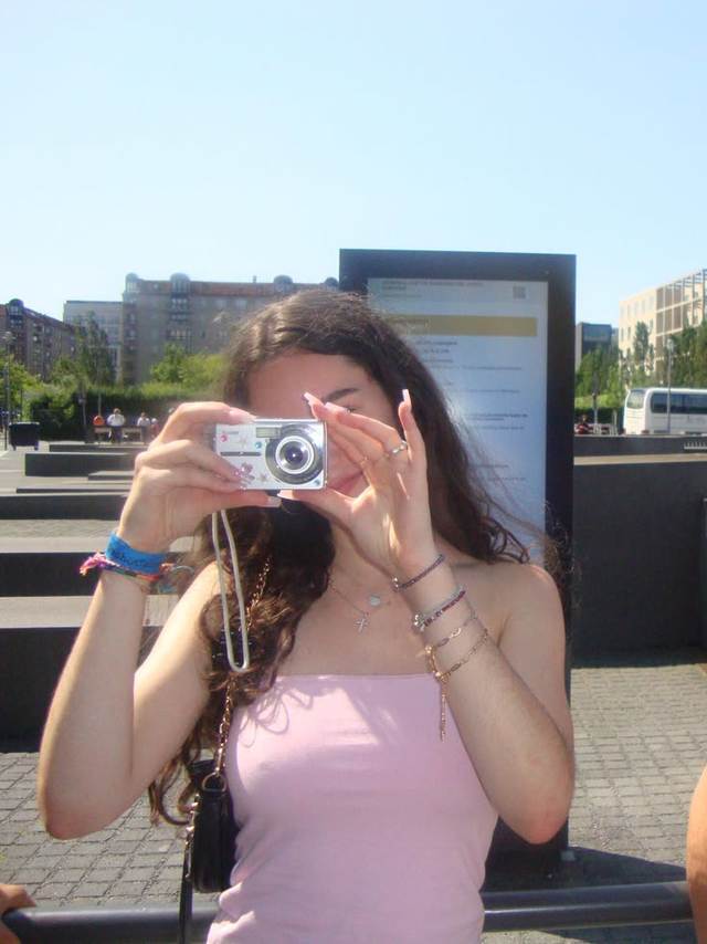 ทำไมคนรุ่นใหม่ถึงกลับมาหลงรักการถ่ายรูปด้วยกล้องดิจิตอล?
