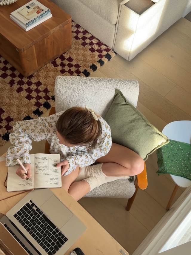 Relax ตัวเองบ้าง อย่านั่งทำงานตลอดเวลา