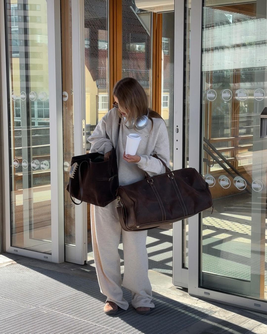 ทำไมบางคนชอบ Carry-on มากกว่าโหลดกระเป๋า? Image1