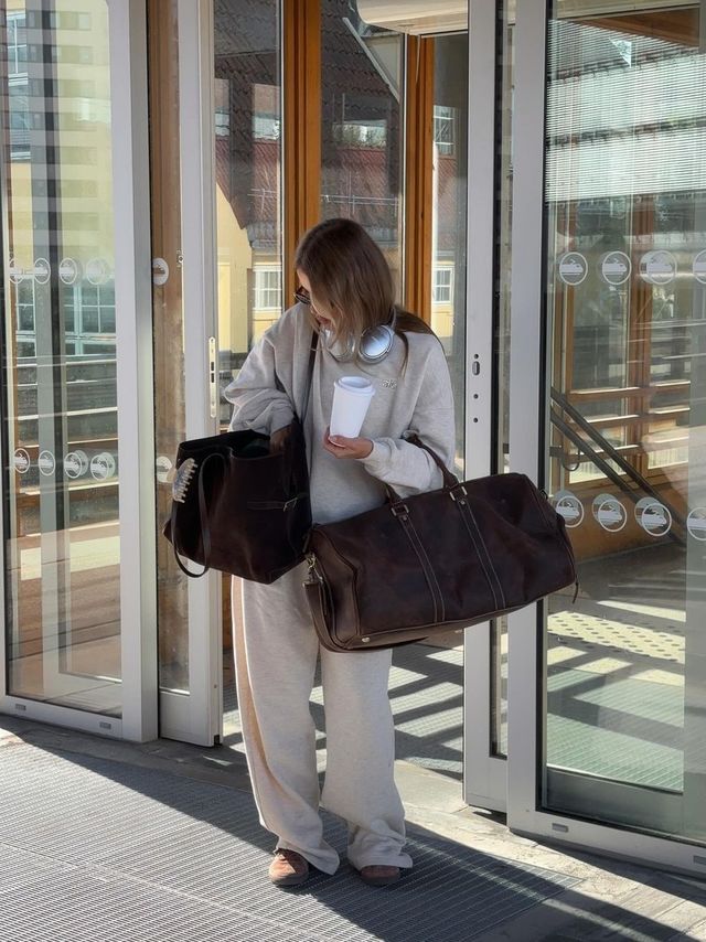 ทำไมบางคนชอบ Carry-on มากกว่าโหลดกระเป๋า?