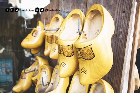 รองเท้าไม้ดัตช์ (Clogs) มีประวัติความเป็นมาและการใช้งานอย่างไร Image1