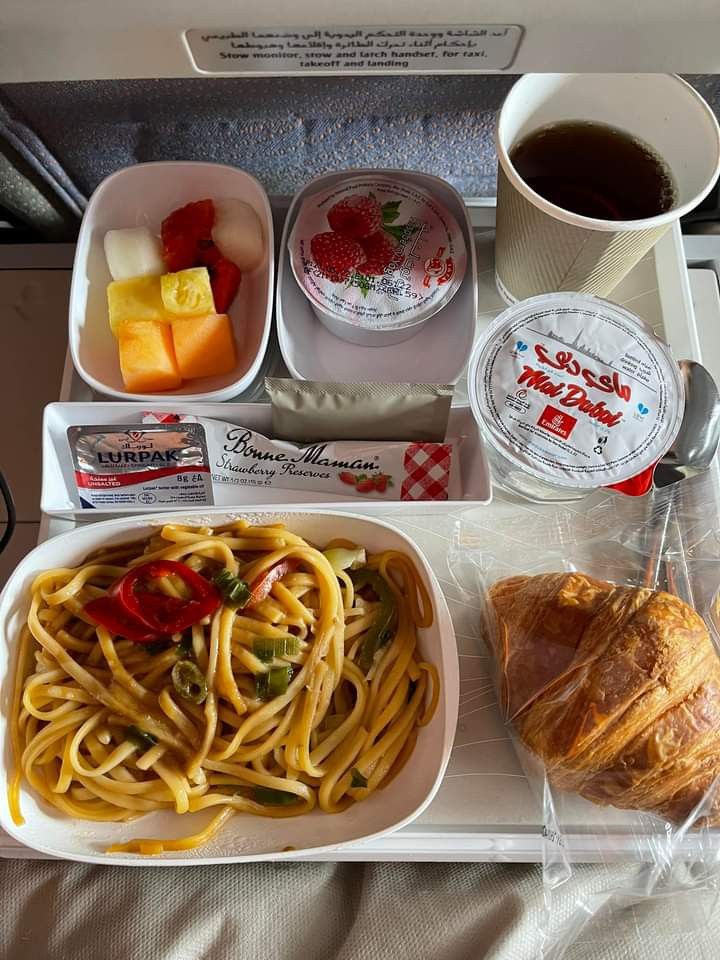 ทำไมอาหารบนเครื่องบิน...กินยังไงก็ไม่อร่อย? Image3