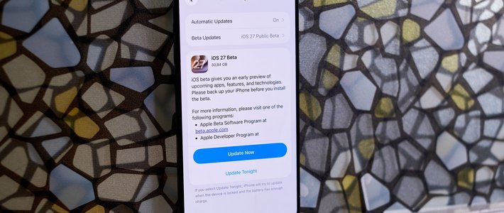 Siri AI ใหม่บน iOS 27 เปลี่ยน iPhone ให้เป็น chatbot assistant เต็มตัว