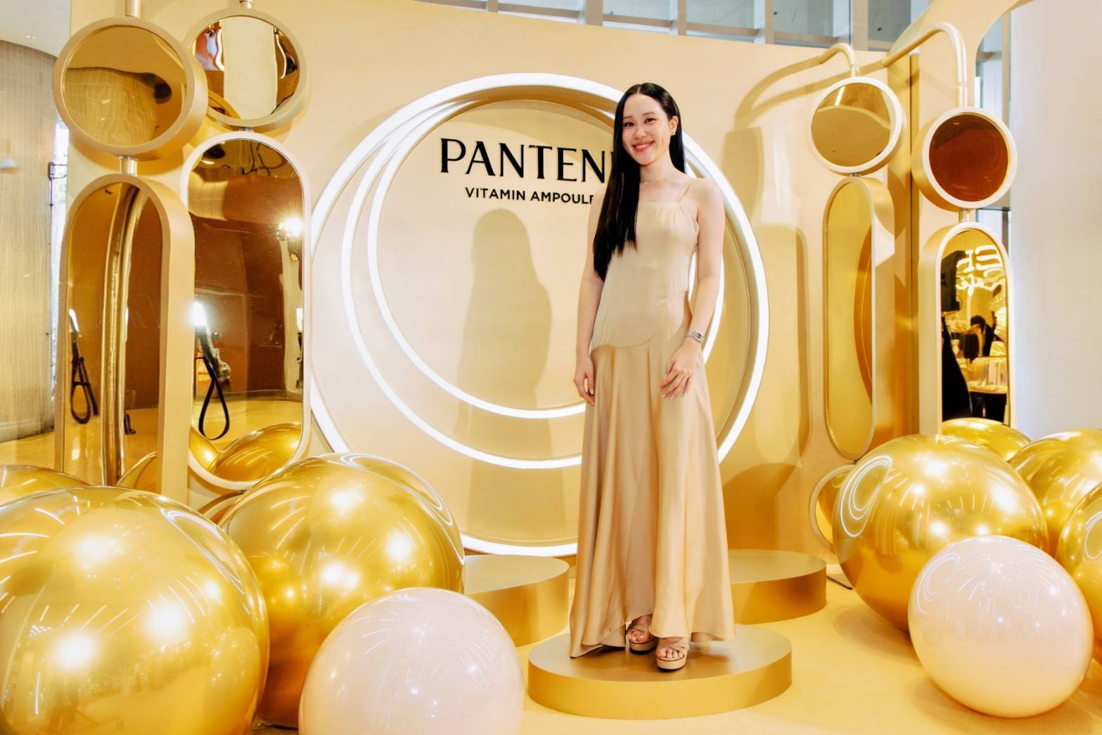 เทคโนโลยีซ่อมแซมผมขั้นสูง พลิกมาตรฐานทรีตเมนต์ผมซาลอน