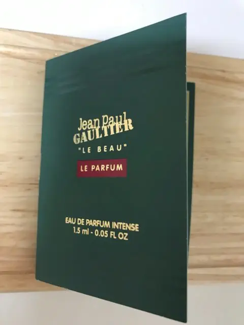 เปรียบเทียบน้ำหอมดีไซเนอร์ระดับพรีเมียมให้เข้ากับสไตล์และไลฟ์สไตล์ของคุณ