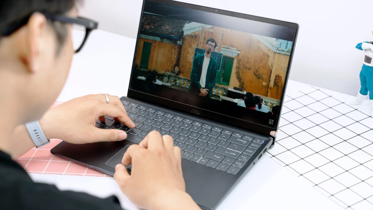 ASUS Vivobook 15 vs MSI Modern 14 แล็ปท็อปราคาประหยัดตัวไหนคุ้มกว่ากัน