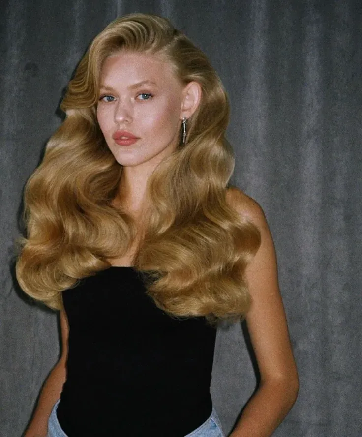 Parisian Blowout: วิธีสร้างผมโวลุ่มพลิ้วสไตล์ปารีเซียงทุกวัน