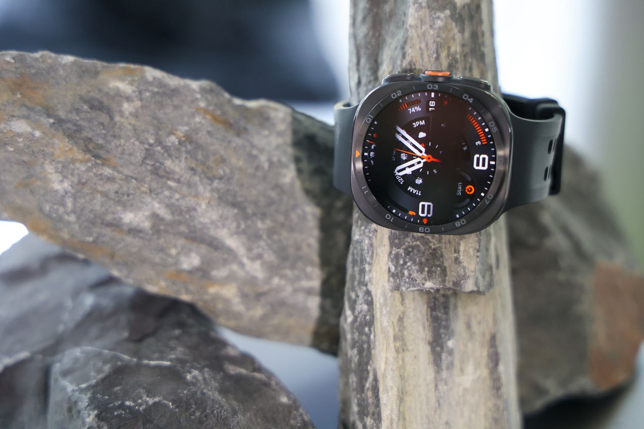 Galaxy Watch 9 vs Ultra 2 เลือกสมาร์ทวอทช์ Samsung ให้ตรงไลฟ์สไตล์
