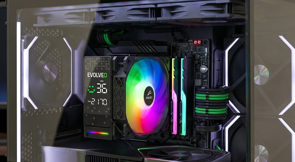 LCD บนตัวระบายความร้อน CPU: เมื่อความแรงต้องดูดีด้วย